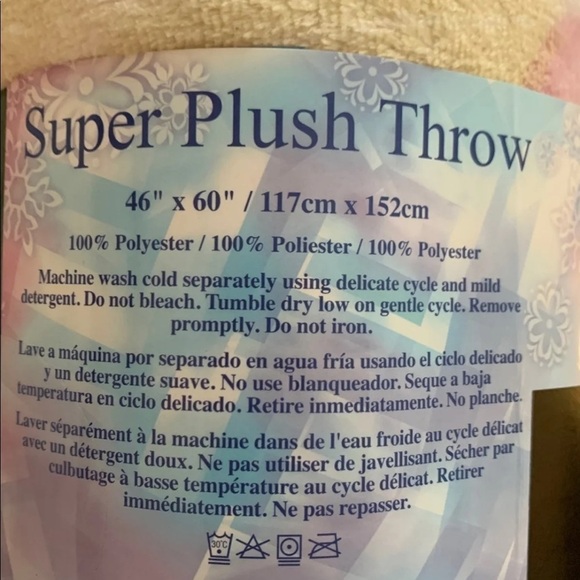 (NWT) Disney FROZEN Anna & Elsa Cozy Micro-fleece Blanket in Purple - Picture 7 of 8